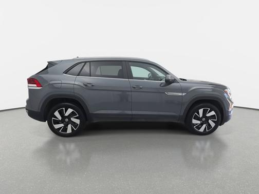 2024 Volkswagen Atlas Cross Sport 2.0T SE w/ Technology