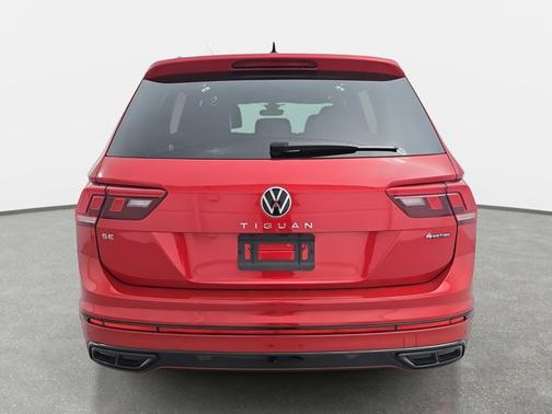2024 Volkswagen Tiguan 2.0T SE R-Line Black