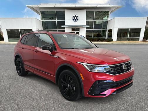 2024 Volkswagen Tiguan 2.0T SE R-Line Black