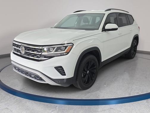 Pure White 2023 Volkswagen Atlas 3.6 SE w/ Technology