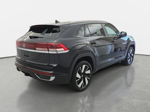 2025 Volkswagen Atlas Cross Sport 2.0T SE w/ Technology