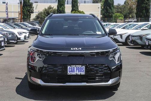 Aurora Black Pearl 2026 Kia Niro EV Wind