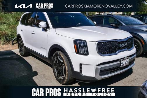 White Pearl 2024 Kia Telluride EX