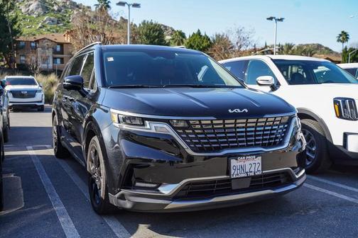 2024 Kia Carnival SX