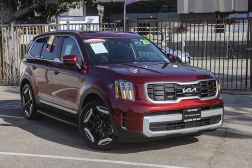 Red 2024 Kia Telluride S