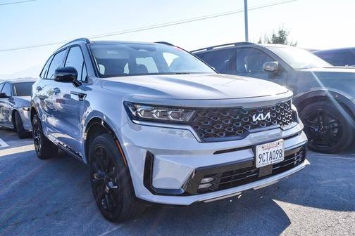 Wolf Gray 2022 Kia Sorento SX