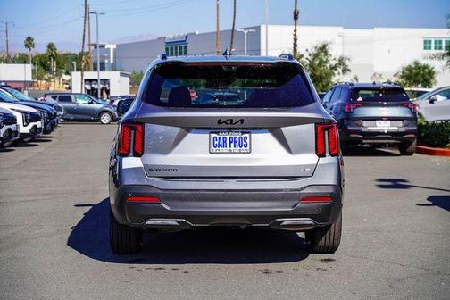 Steel Gray 2026 Kia Sorento Plug-In Hybrid X-LINE SX PRESTIGE