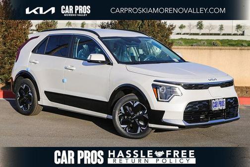 Snow White Pearl 2026 Kia Niro EV Wind