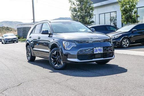 Gray 2026 Kia Niro EV Wind