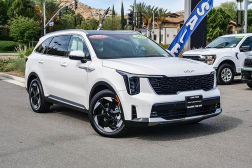 Snow White Pearl 2025 Kia Sorento Hybrid EX