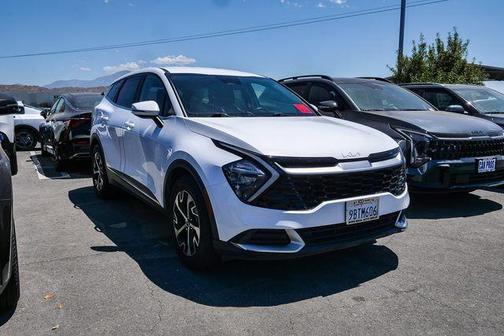 Glacial White Pearl 2023 Kia Sportage EX