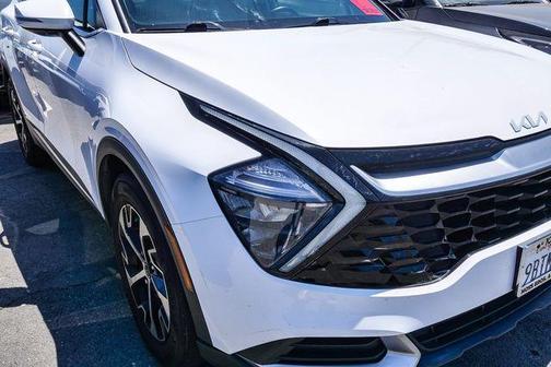 Glacial White Pearl 2023 Kia Sportage EX