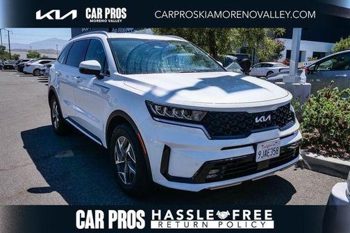 Snow White Pearl 2023 Kia Sorento Hybrid EX