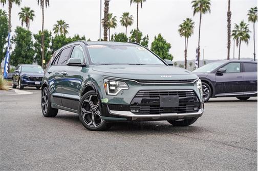 2023 Kia Niro Plug-In Hybrid SX
