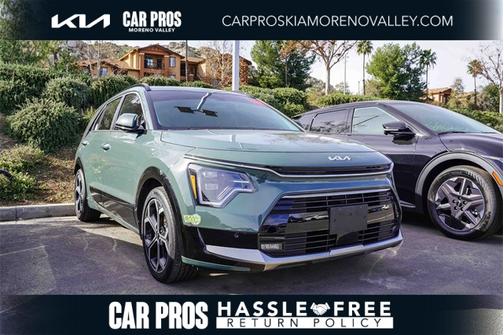 2023 Kia Niro Plug-In Hybrid SX