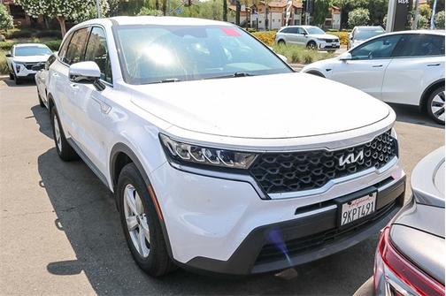 2023 Kia Sorento LX