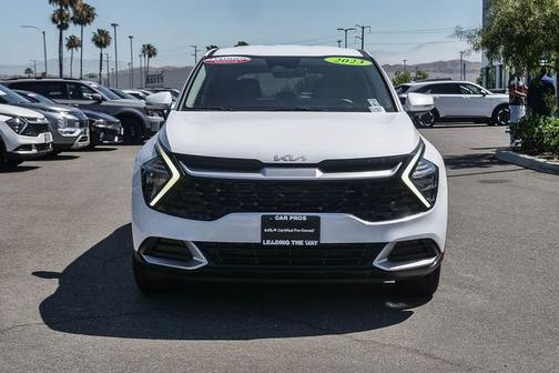 White Pearl 2023 Kia Sportage EX