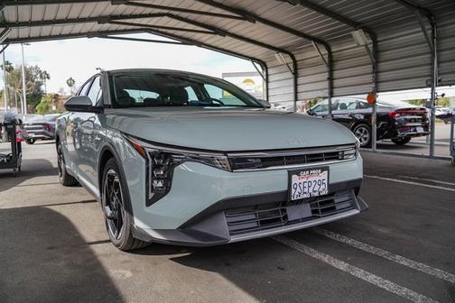 2025 Kia K4 EX