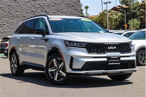 2022 Kia Sorento S