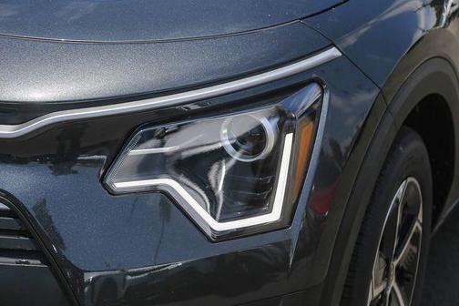 Gray 2026 Kia Niro EX
