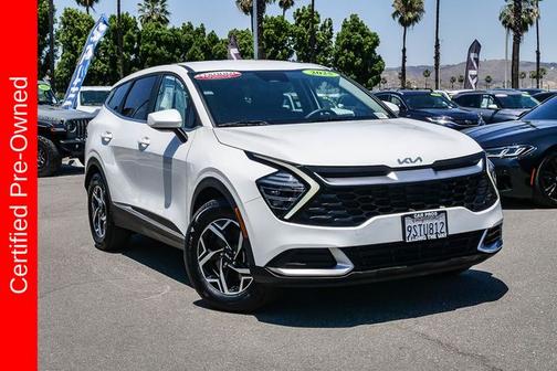 Snow White Pearl 2025 Kia Sportage LX