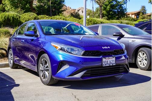 2023 Kia Forte LXS