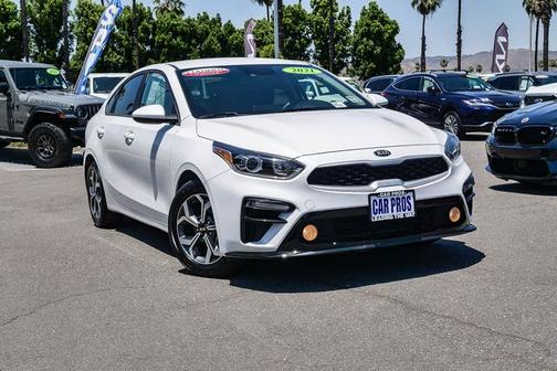 Snow White Pearl 2021 Kia Forte LXS