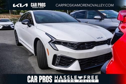 Snow White Pearl 2025 Kia K5 GT-Line