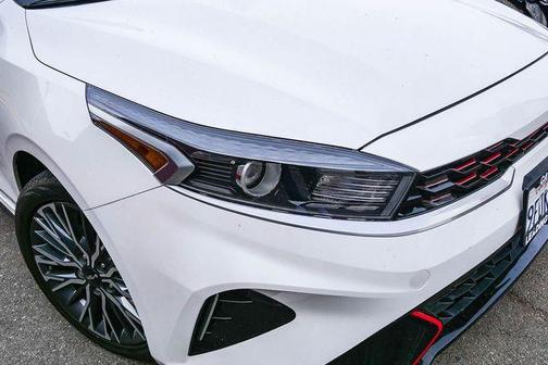 Snow White Pearl 2023 Kia Forte GT-Line