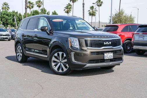 Dark Moss 2022 Kia Telluride EX