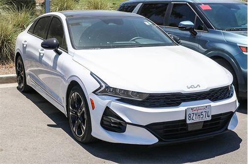 2022 Kia K5 GT-Line