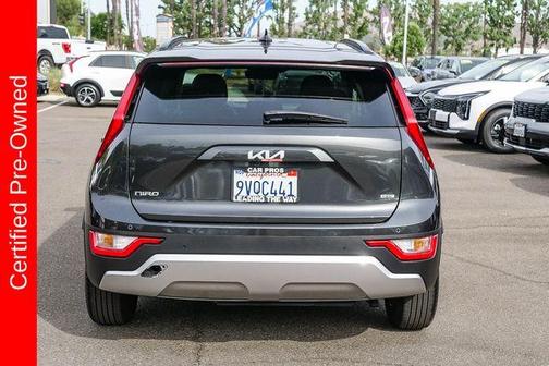 Gray 2025 Kia Niro EX