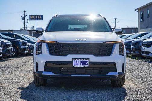 Glacial White Pearl 2026 Kia Sorento S