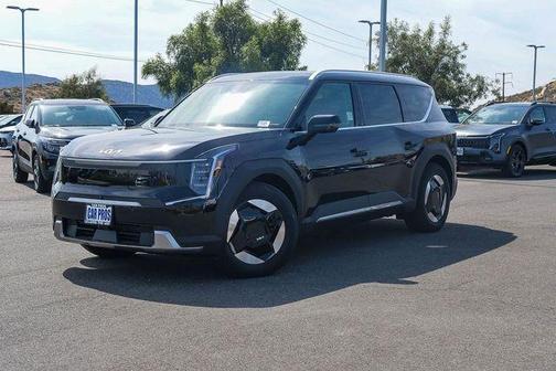 Ebony Black 2026 Kia EV9 Wind