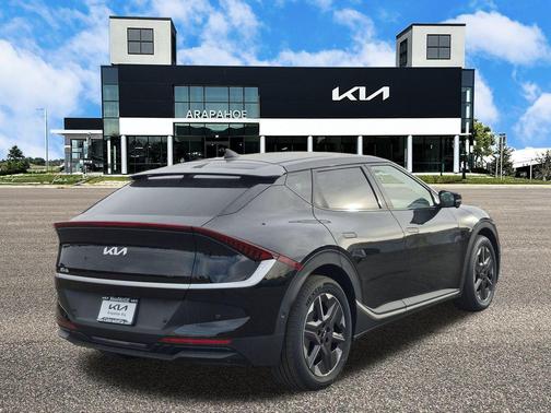2025 Kia EV6 Wind