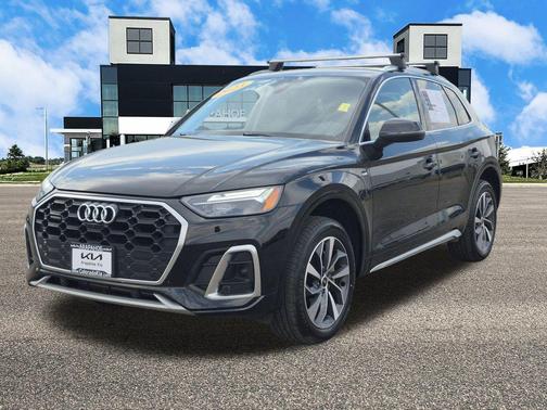 2023 Audi Q5 45 S line Premium Plus