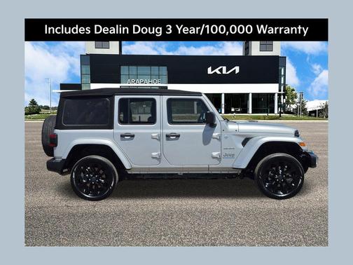 Silver Zynith Clearcoat 2024 Jeep Wrangler 4xe Sahara