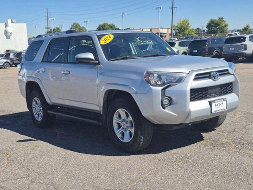 2024 Toyota 4Runner SR5