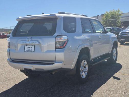 2024 Toyota 4Runner SR5