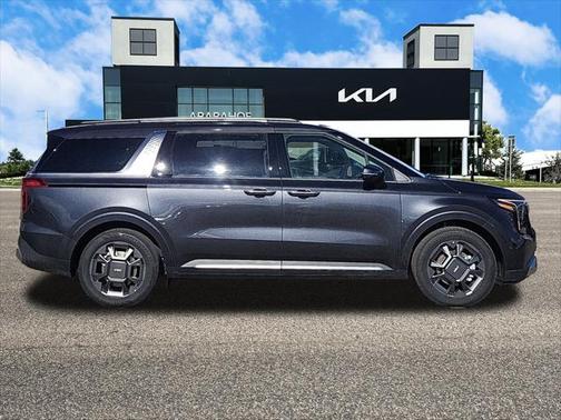 2025 Kia Carnival Hybrid SX