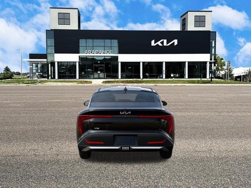 Aurora Black Pearl 2026 Kia K4 LXS