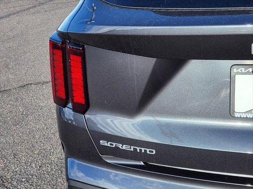 2024 Kia Sorento Hybrid EX