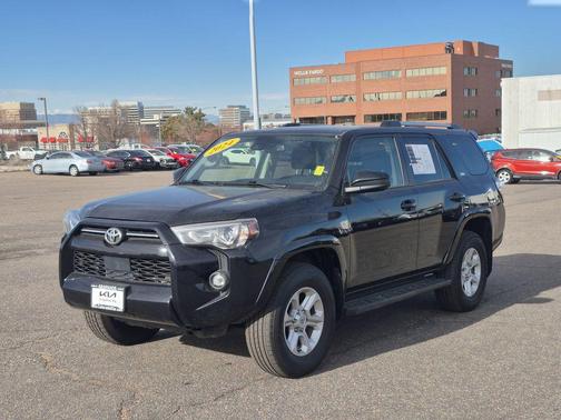 2024 Toyota 4Runner SR5