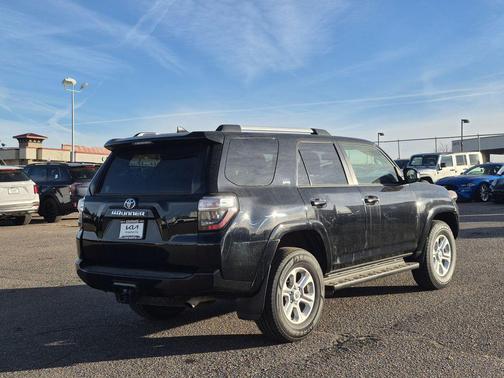 2024 Toyota 4Runner SR5