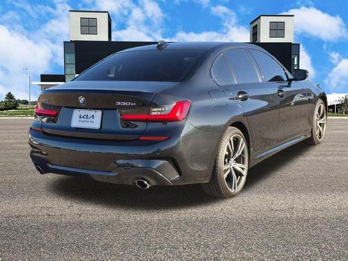 2021 BMW 330e Base