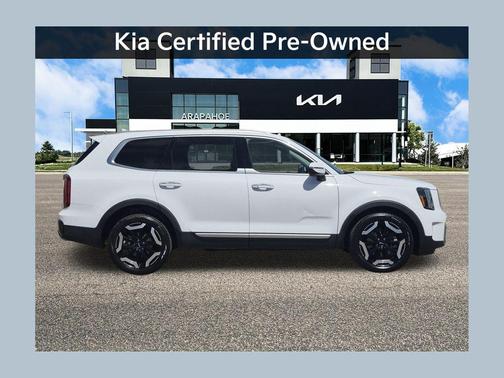 Glacial White Pearl 2023 Kia Telluride S