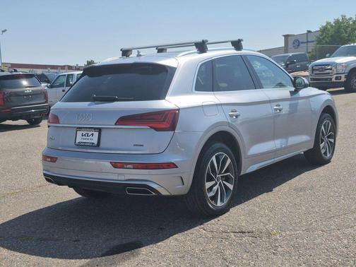 2023 Audi Q5 45 S line Premium Plus