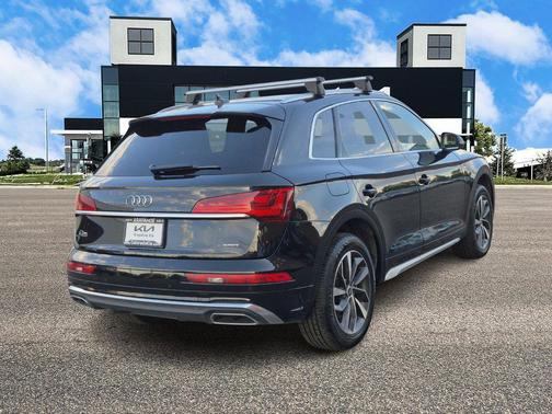 2023 Audi Q5 45 S line Premium Plus