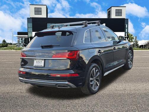 2023 Audi Q5 45 S line Premium Plus