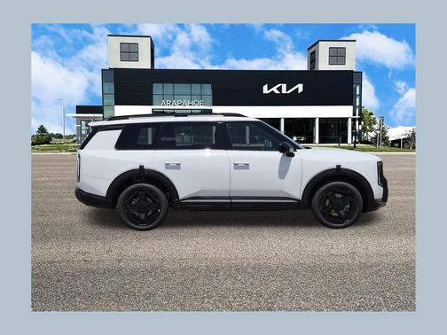 White 2027 Kia Telluride X-Line SX